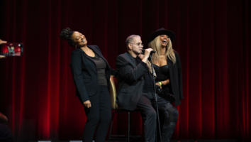 Sinbad Performs on the Comedy Stage for the First Time Since 2020 Stroke